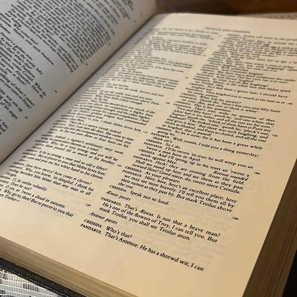 William Shakespeare The Comedies & The Histories - Picture 5 of 8